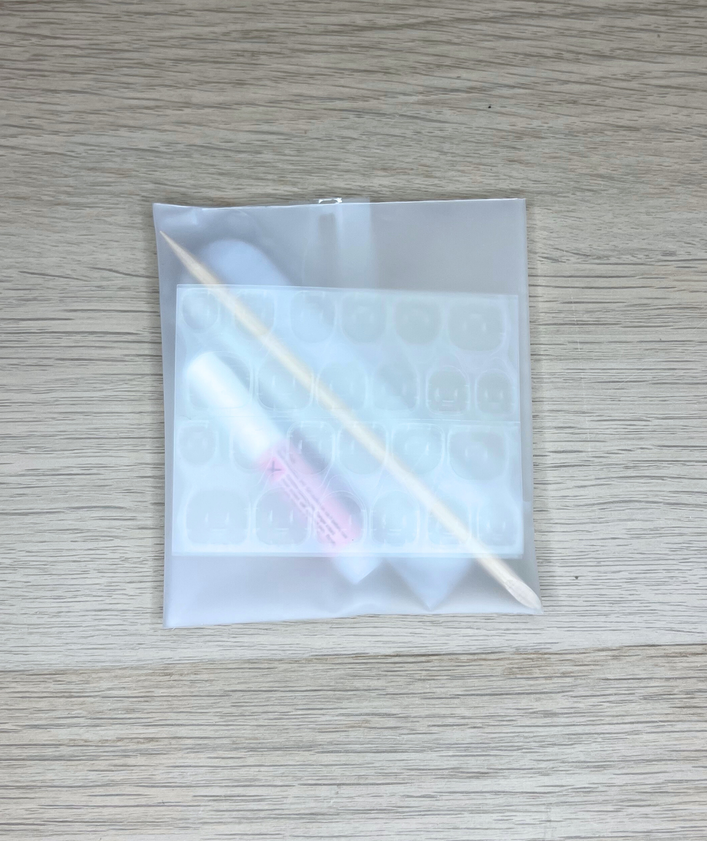 Short Square - White