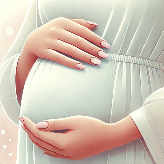 Porter des faux ongles pendant la grossesse suscite des interrogations sur la sécurité. Découvrez les précautions à prendre pour protéger votre santé et celle de votre bébé.