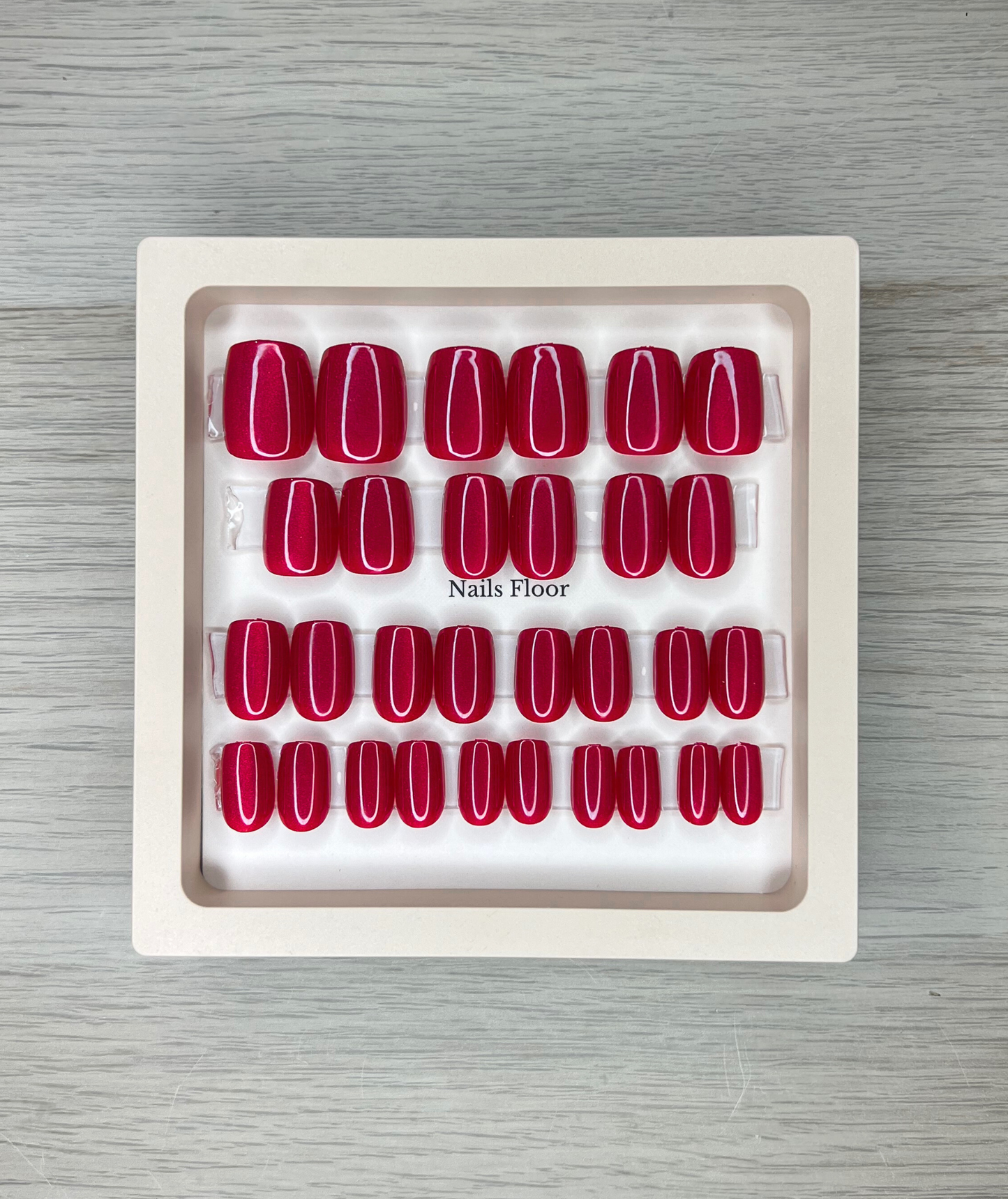 Cat eye effect false nails - 30 press-on nails + 48 adhesives